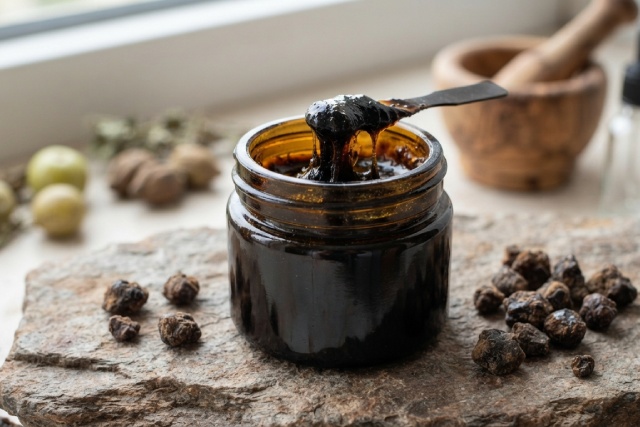 Résine de shilajit